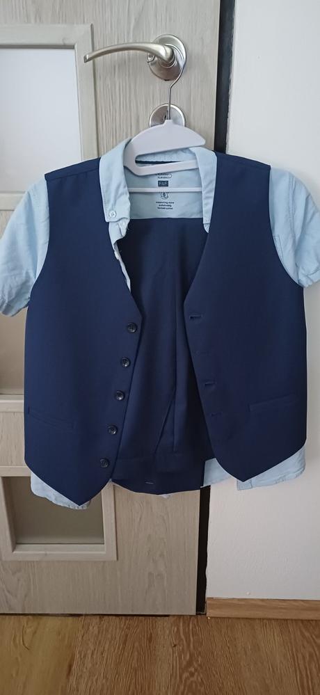 Chlapčensky oblek, 152