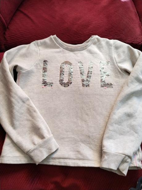 Mikinka s meniacimi flitrami, f&f,146