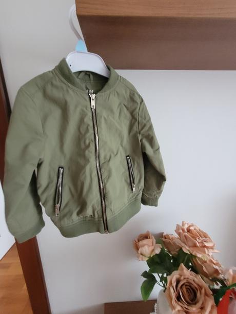 Vetrovka tenka bomberka, h&m,110