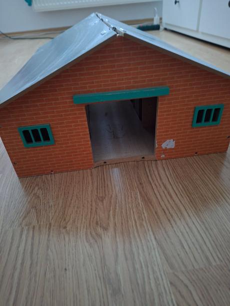 Stajňa pre kone/zvierata, 