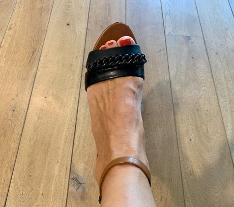 Kožené čierno -hnedé sandálky coach, 38