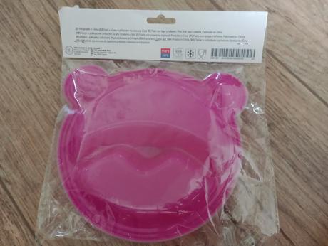 Tanier s vrchňákom a  príborom, 