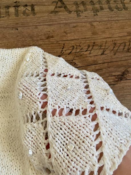 Elegantný háčkovaný svetrík, m