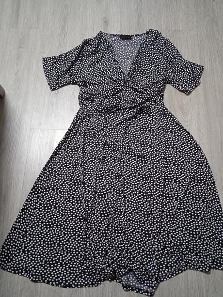 Dámske šaty (nielen) pre tehuľky, l