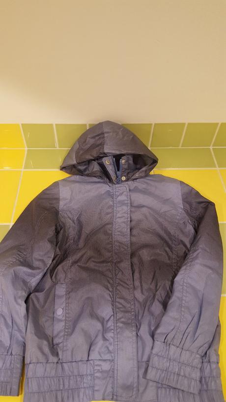 Sustiakova bunda, kenvelo,152