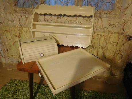 Drevená polica retro,, 