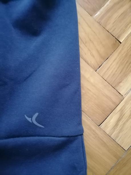3x oblečená mikina decathlon, decathlon,146