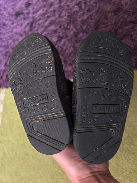 Trblietavé čižmičky č. 23, 23