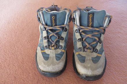 Kotníkové topánky na donosenie - veľ. 28 - darujem, quechua,28