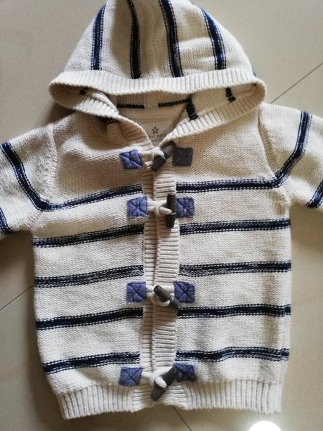 Svetrik značky next, next,74