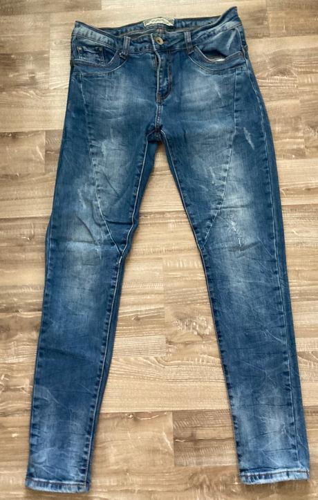 Krásne dámske rifle, l