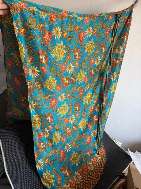 Hodvabne kvetovane boho saty z indonezie kvalitna,