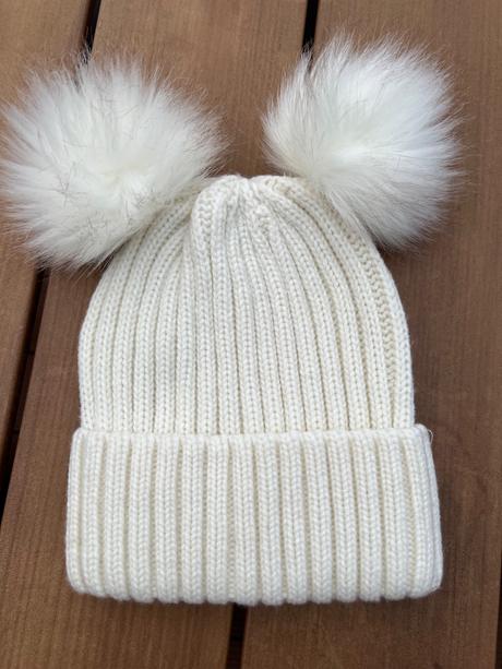 Next čiapka s bombuľkami 7-10r., next,140