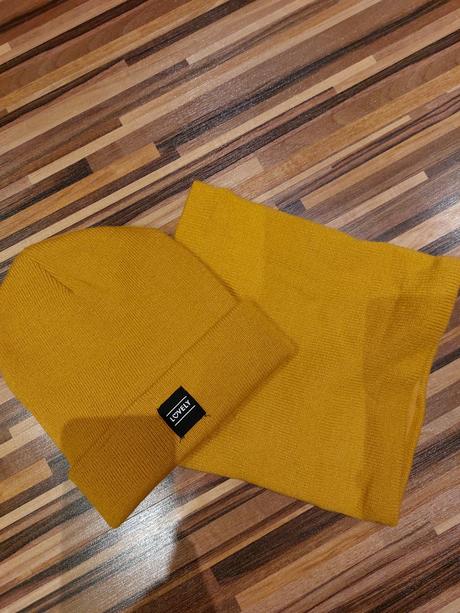 Čiapky a sal cena spolu, sinsay,m