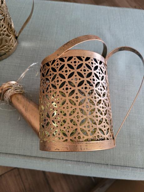 Krhlička - solarna lampa, 