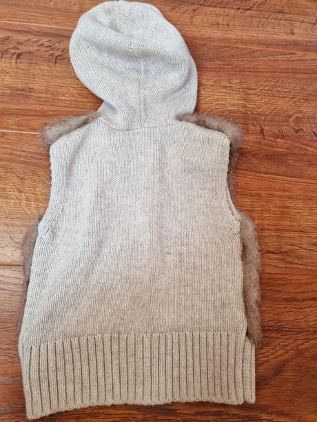 B1624 vestička, gap, gap,86