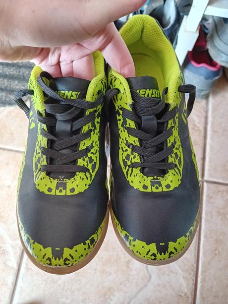 Halovky,turfy, decathlon,32