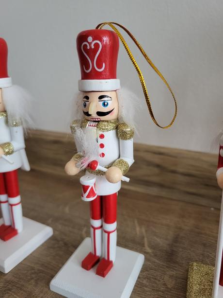 Vianočný luskáčikovia na stromček, 