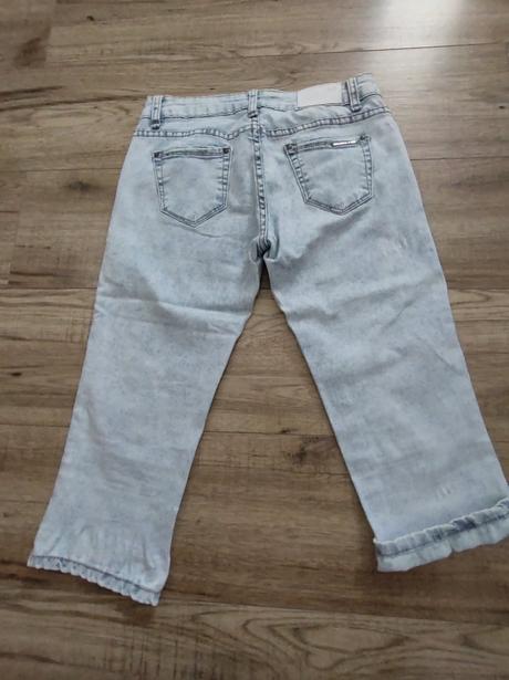 Rifľove kraťasy, 38