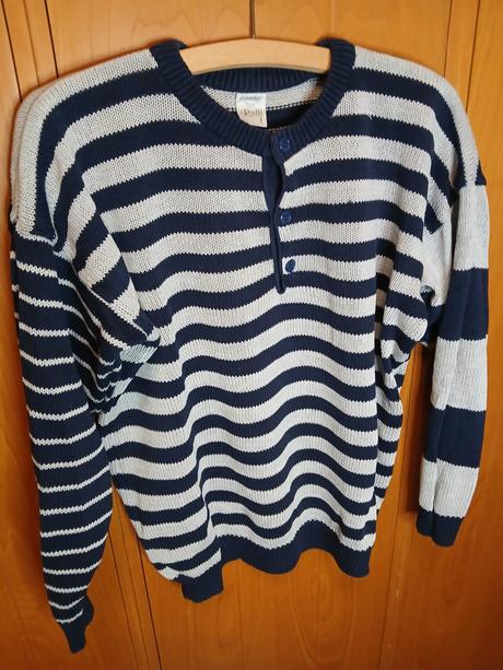 Modrý  bavlnený pulover, 44