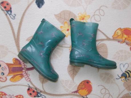 Gumaky reserved dinosaurus, reserved,30