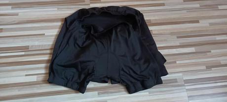 Cyklistické šortky s ochrannou vložkou, 140