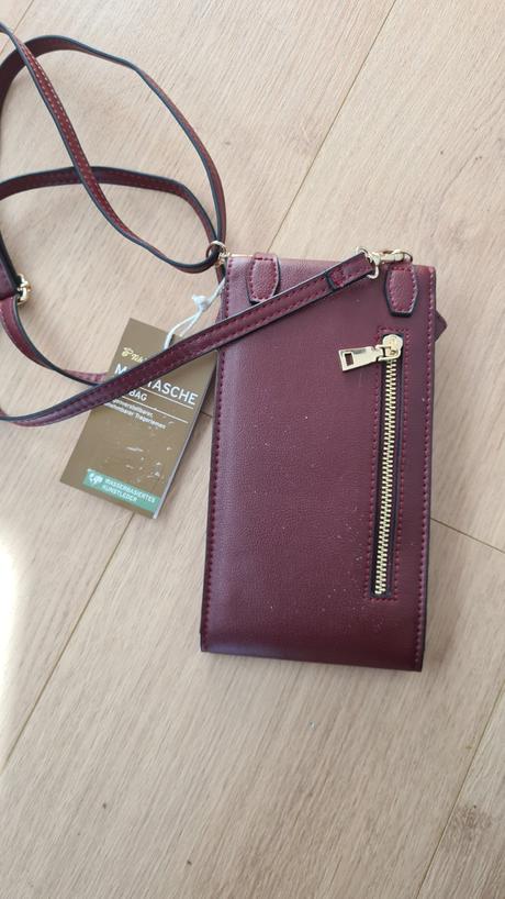 Malá taštička na mobil a karty, tchibo