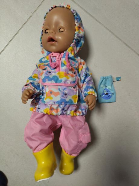 Baby born súprava do dažďa,
