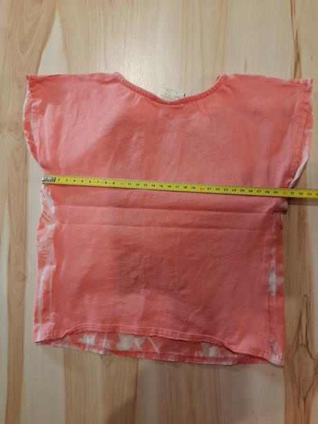 Zaujímavé lososové tričko, zara,104