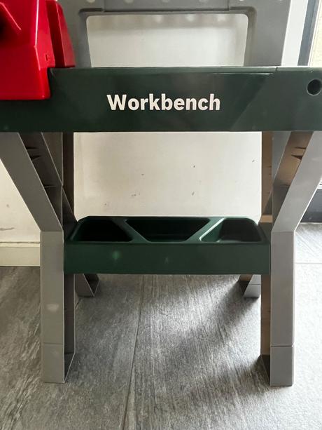 Pracovny stol bosch, 