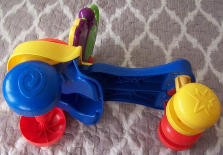 Fisher price odražadlo - choditko 2v1, 