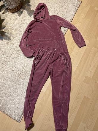 Teplakova súprava, 38