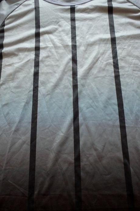 Pruhované biele športové tričko, v. l/xl/xxl, xl / xxl