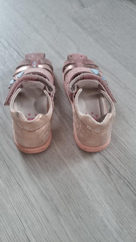 Kožené sandálky, d.d.step,30