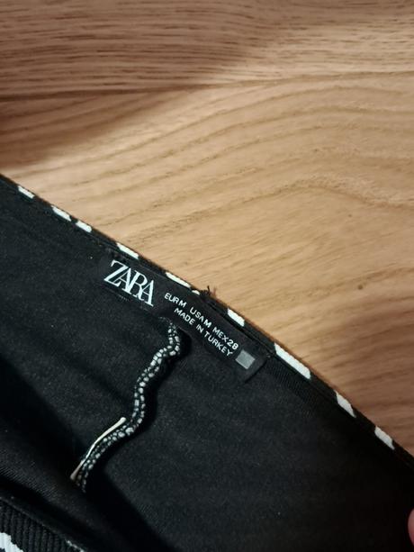 Zebrovaný crop top zara veľkosť m, zara,m