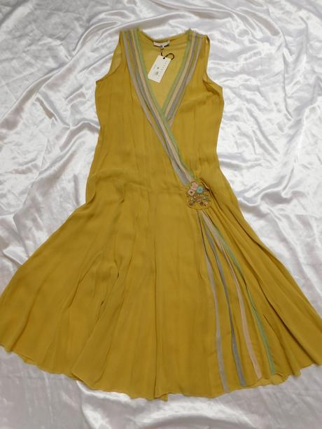 Luxusne hodvabne šaty, 38