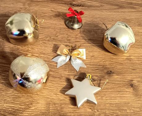 Mix zlaté ozdoby na stromček,