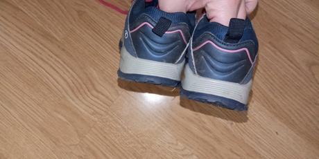 Turistické topánky, 27