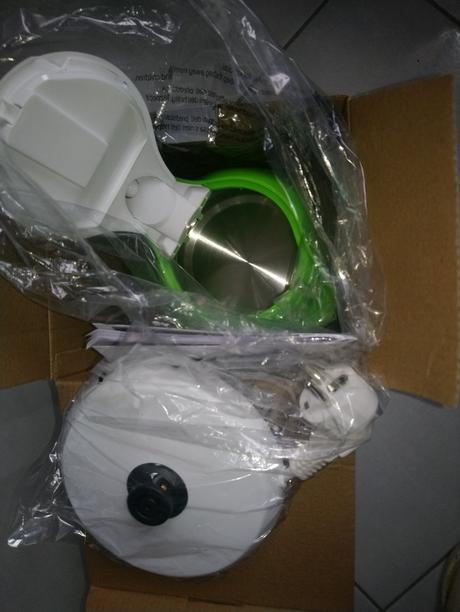 Rýchlovarná konvica,