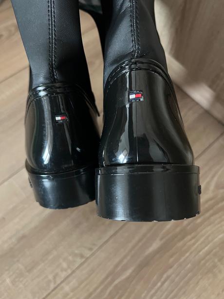 Vysoke cizmy/gumaky tommy hilfiger 42, tommy hilfiger,42