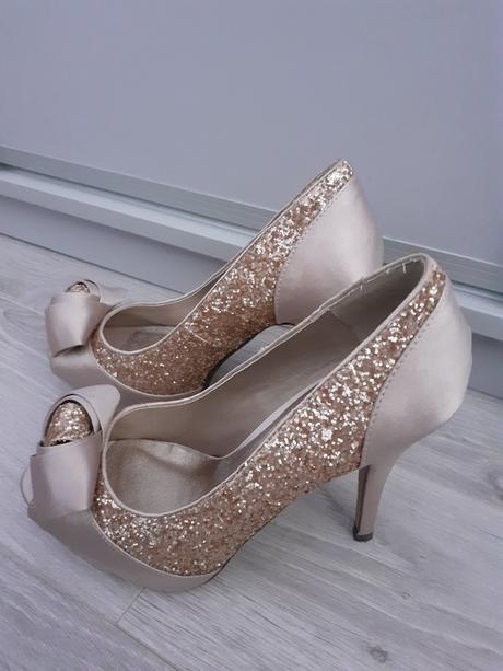 Lodičky zn. victoria delef veľ. 37, 37