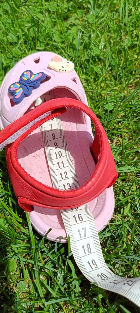 Sandálky pohodlné, 25