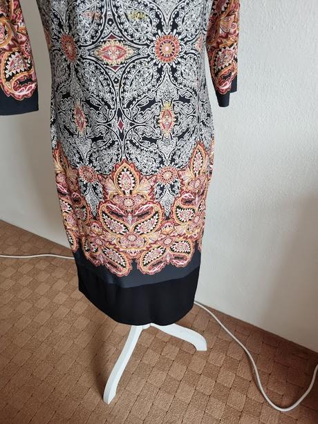 Elastické šaty atmosphere veľ. m, atmosphere,m