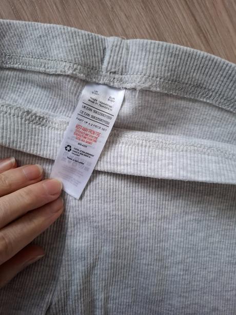 2x rebrované legíny, veľ. 140, f&f,140