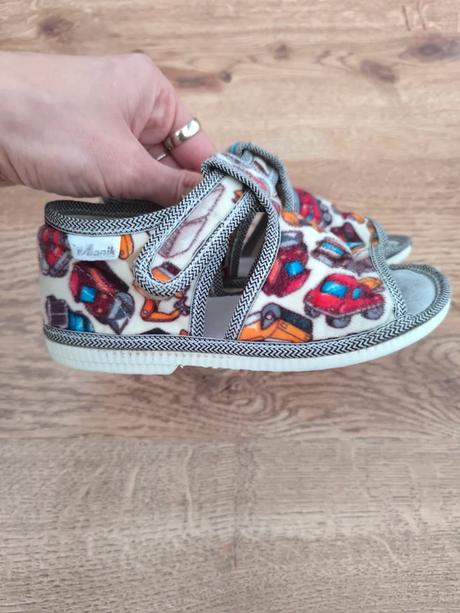 Papučky manik, manik,26