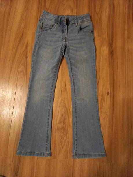 Dievčenské rifle č 140 /146, 146