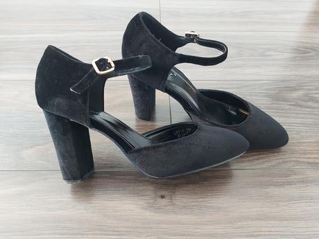 Čierne semišové lodičky, 40