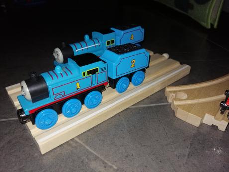 Drevený vláčik,, tomáš,, s vagónom,