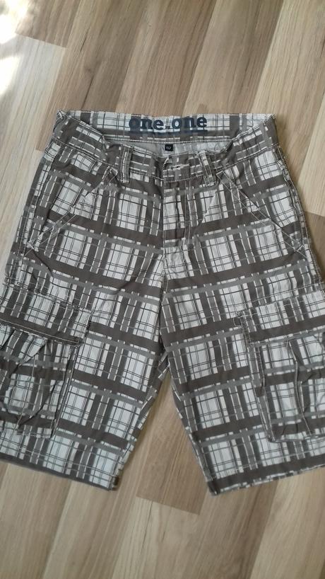 Chlapčenské kraťasy, one by one,152