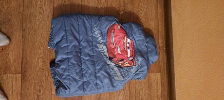 Disney chlapcenska vesta, 122